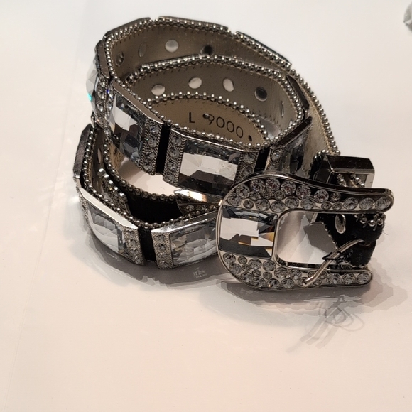 Chic Black and Silver Embellished Belt - Picture 2 of 4